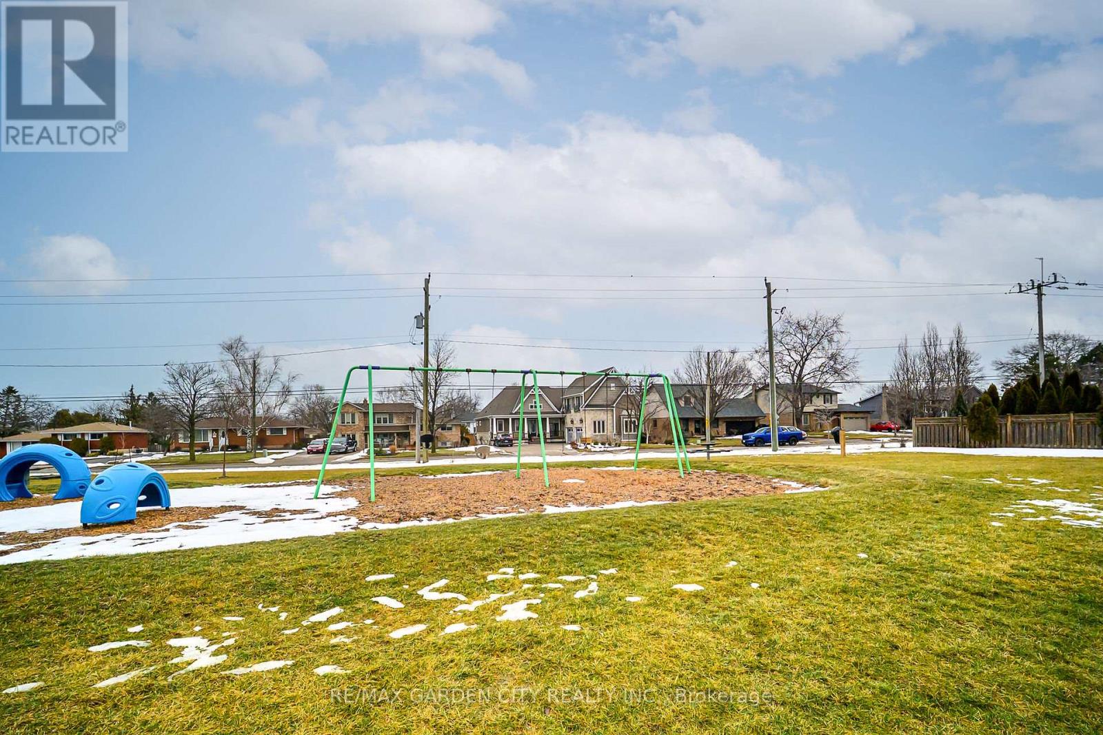 45 - 380 Lake Street, Grimsby, Ontario  L3M 0E8 - Photo 37 - X12807374