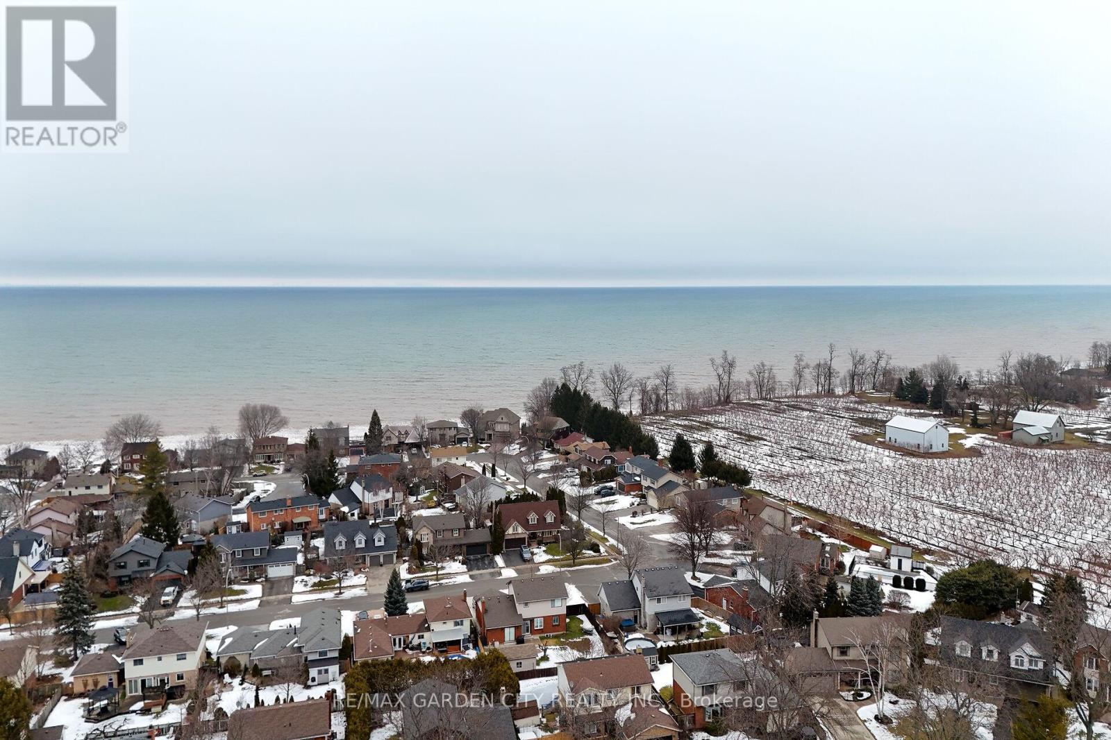 45 - 380 Lake Street, Grimsby, Ontario  L3M 0E8 - Photo 38 - X12807374