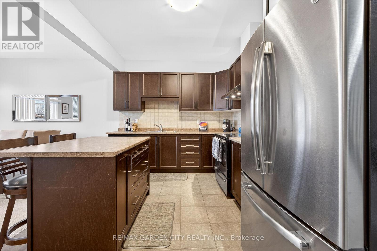 45 - 380 Lake Street, Grimsby, Ontario  L3M 0E8 - Photo 8 - X12807374