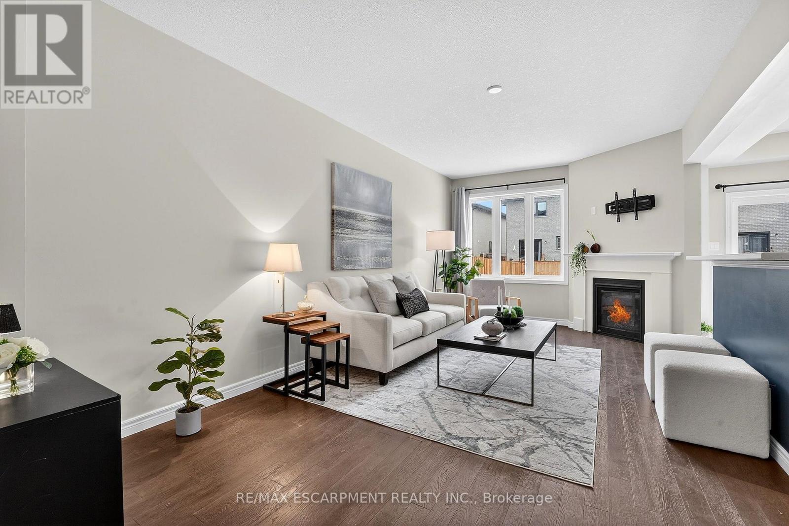 101 Dennis Drive, West Lincoln, Ontario  L0R 2A0 - Photo 13 - X12807386