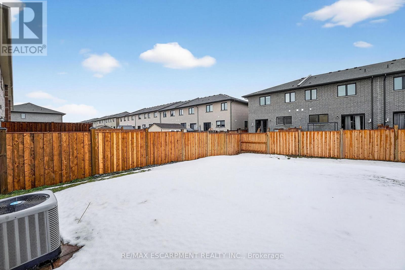 101 Dennis Drive, West Lincoln, Ontario  L0R 2A0 - Photo 35 - X12807386