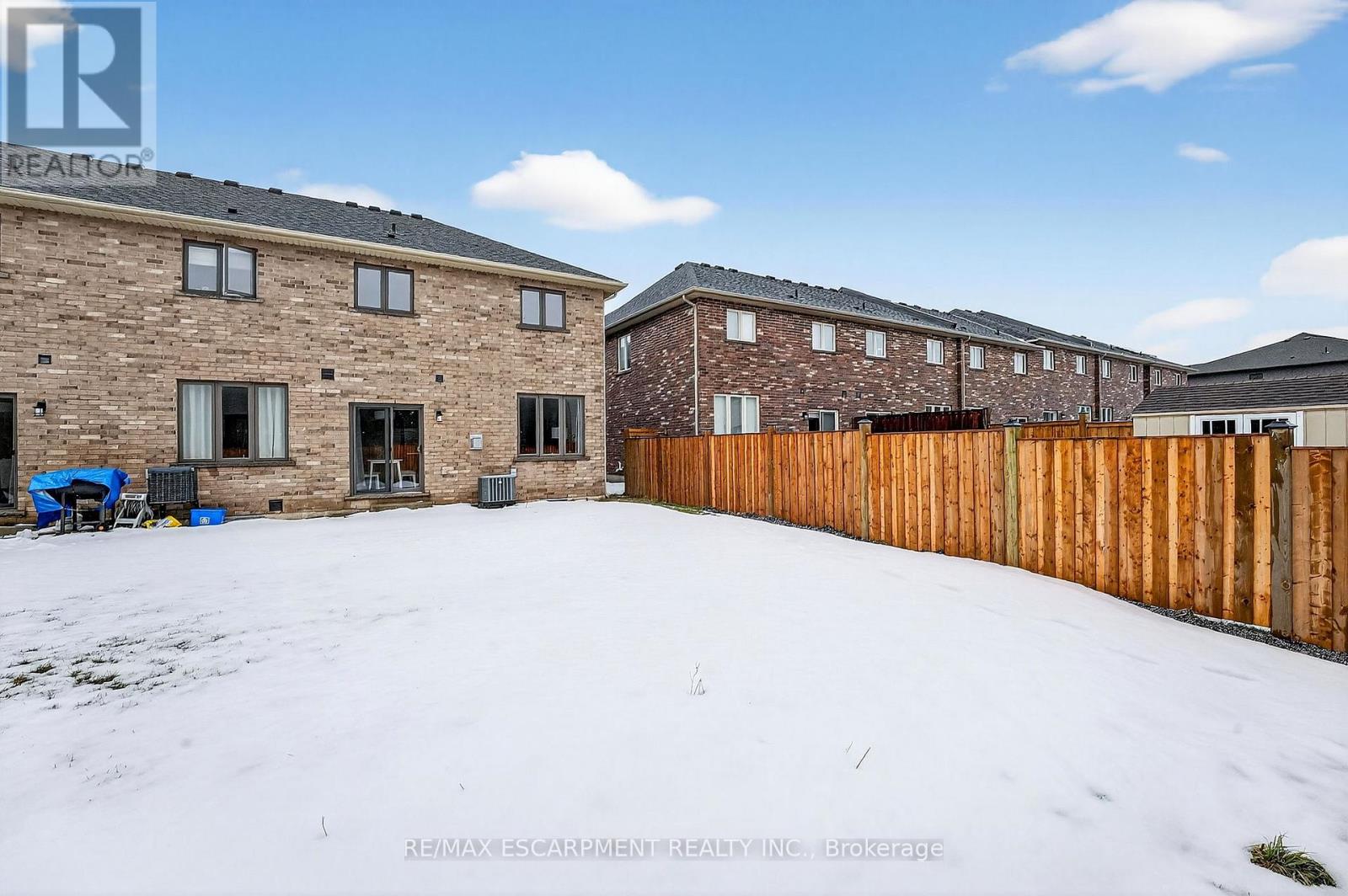 101 Dennis Drive, West Lincoln, Ontario  L0R 2A0 - Photo 36 - X12807386