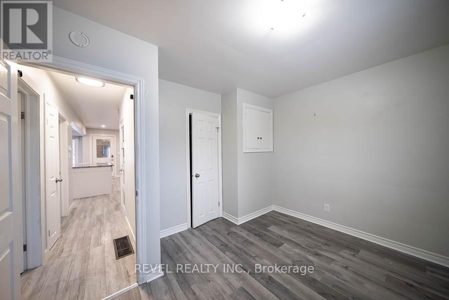 45 Buckingham Street, Brantford, Ontario  N3R 3B2 - Photo 11 - X12807422