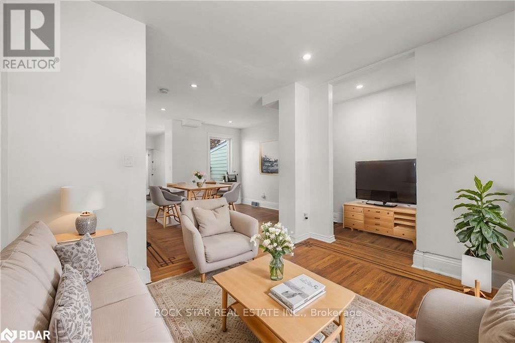 88 Chestnut Avenue, Hamilton, Ontario  L8L 6K9 - Photo 4 - X12807456