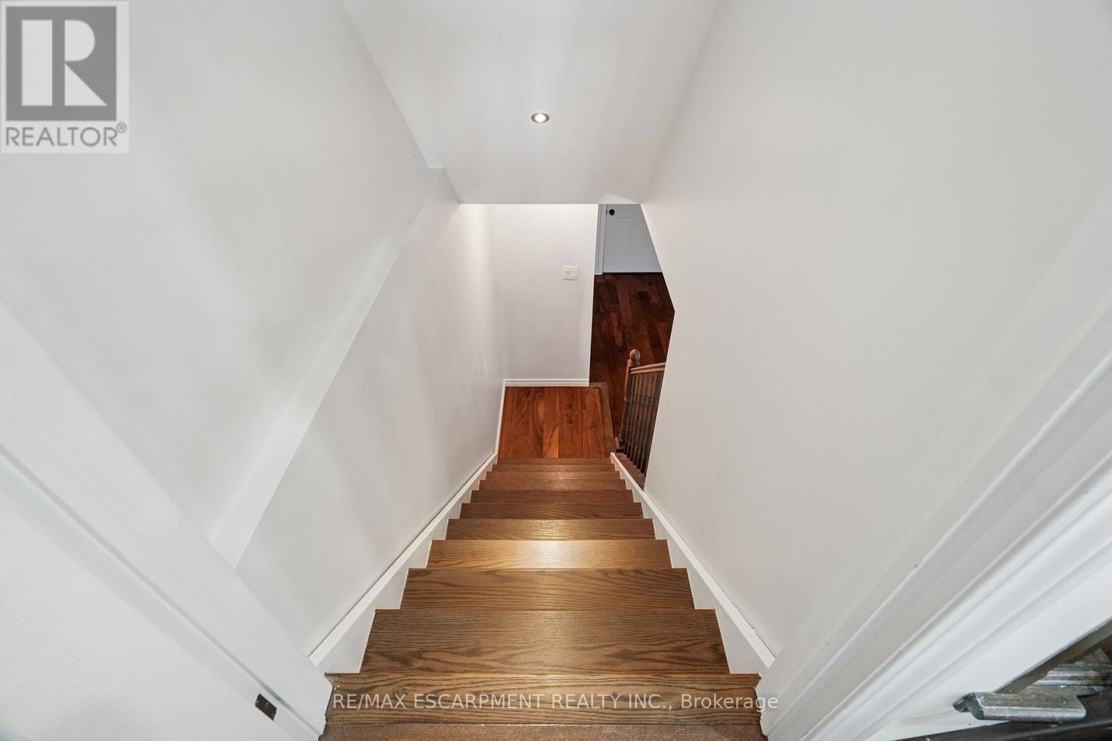 132 Coker Crescent, Guelph/eramosa, Ontario  N0B 2K0 - Photo 26 - X12807516