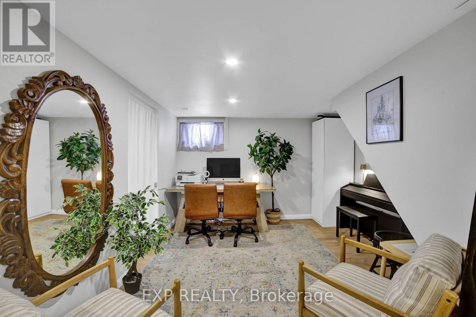 271 Linden Avenue, Burlington, Ontario  L7L 2P4 - Photo 24 - W12762374