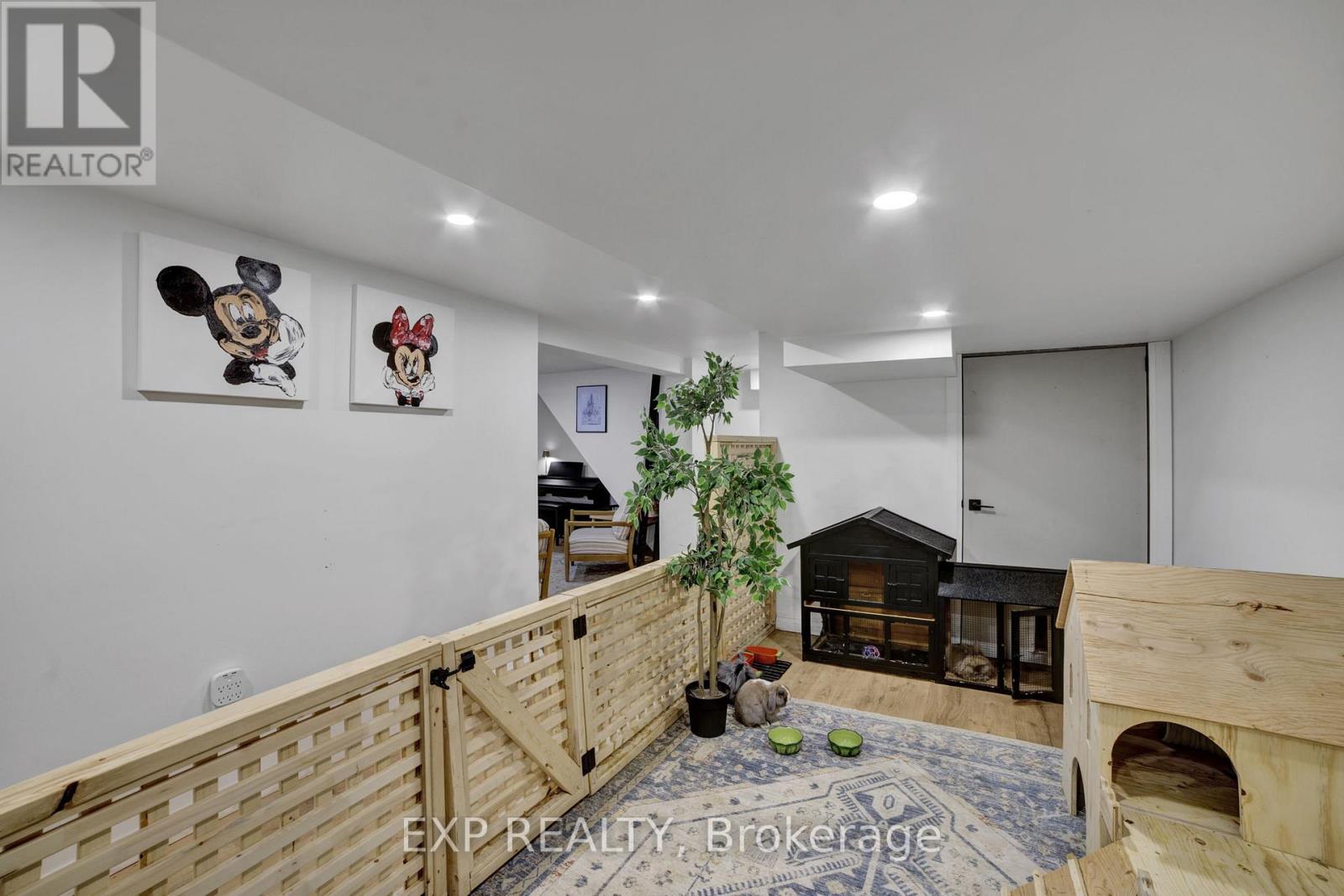 271 Linden Avenue, Burlington, Ontario  L7L 2P4 - Photo 28 - W12762374