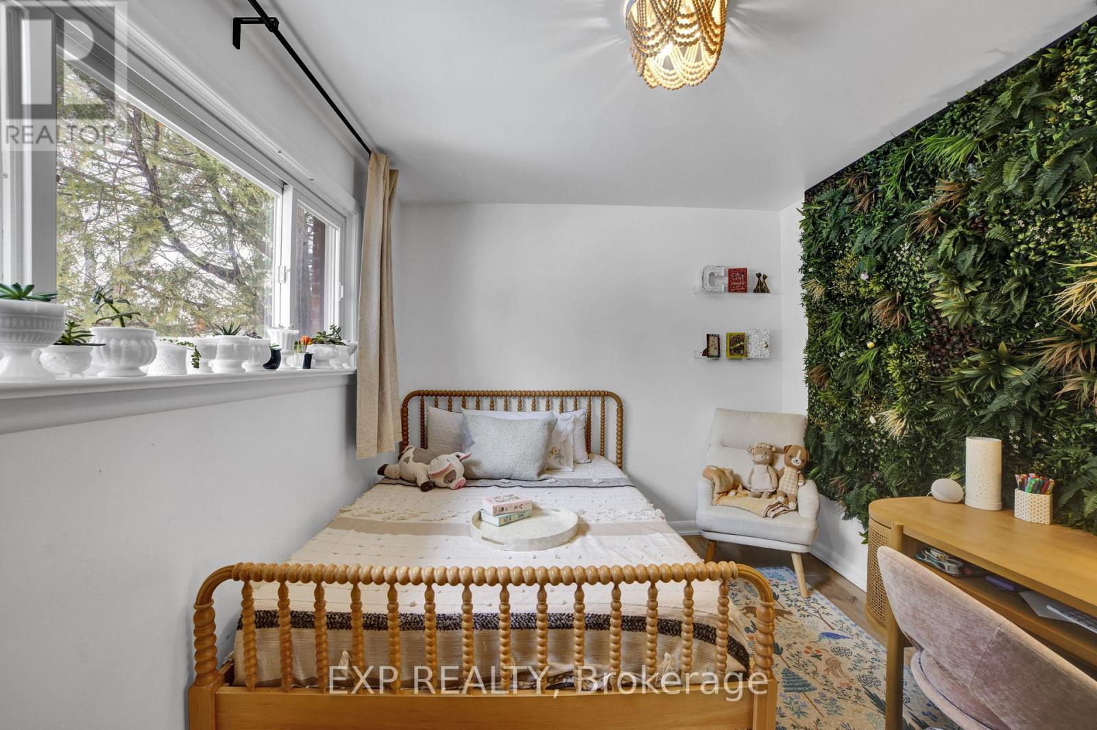 271 Linden Avenue, Burlington, Ontario  L7L 2P4 - Photo 34 - W12762374