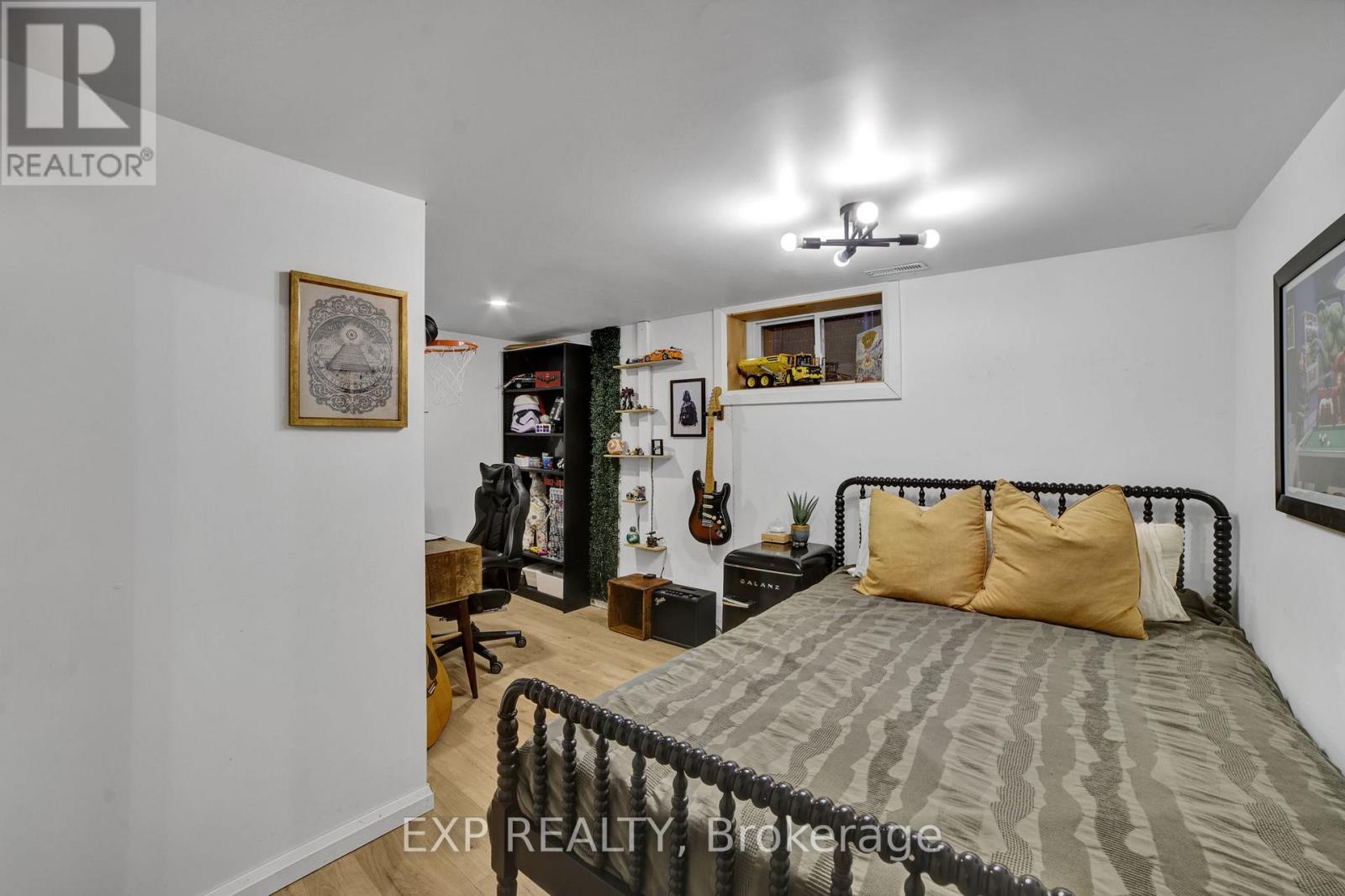 271 Linden Avenue, Burlington, Ontario  L7L 2P4 - Photo 29 - W12762374