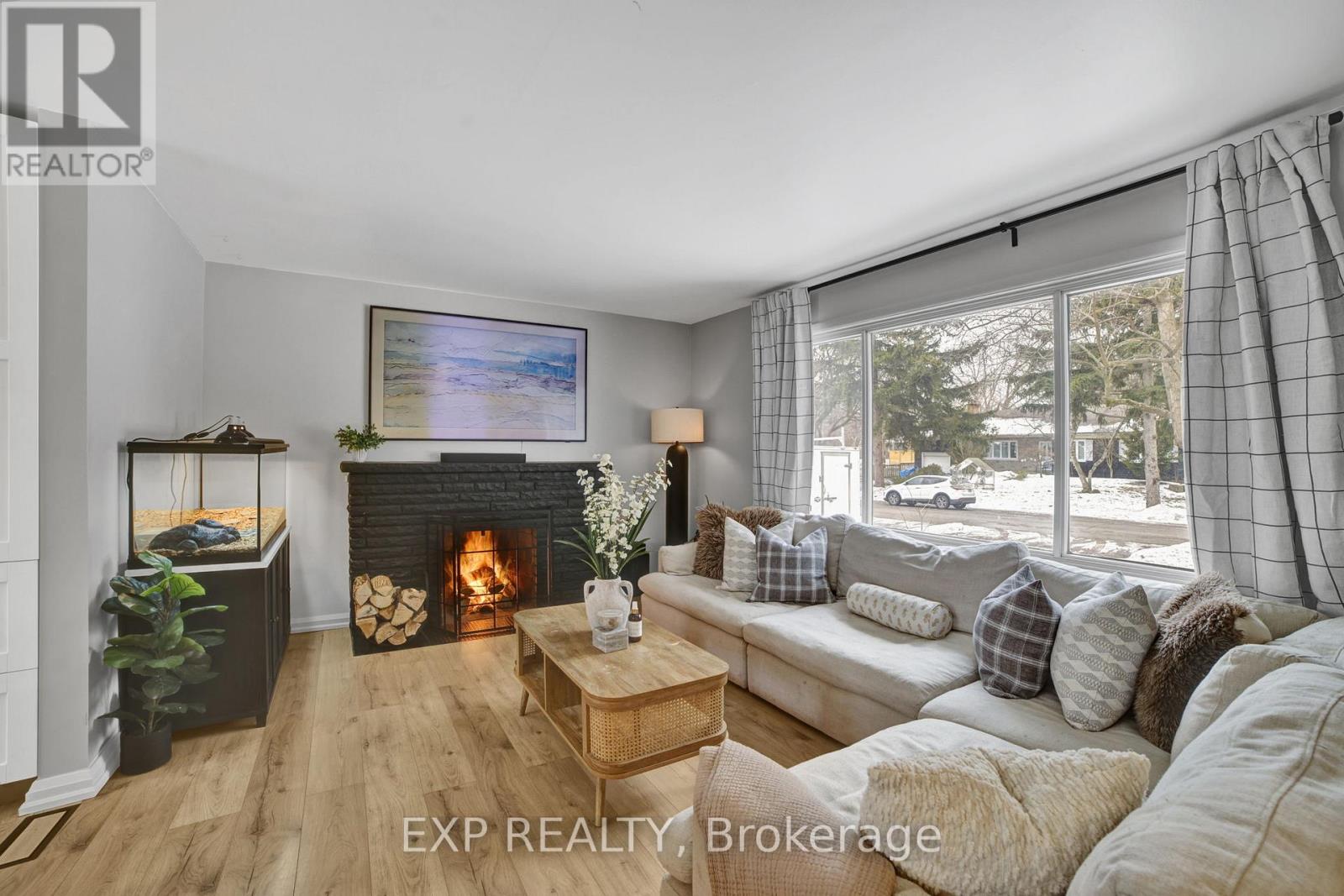 271 Linden Avenue, Burlington, Ontario  L7L 2P4 - Photo 6 - W12762374