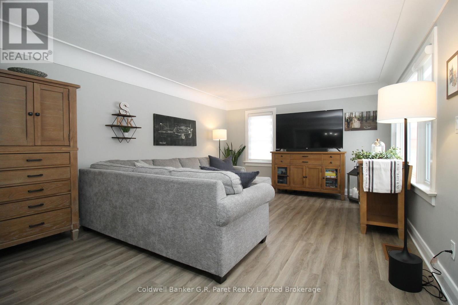 36 Hardy Avenue, Tillsonburg, Ontario  N4G 3X1 - Photo 7 - X12807574