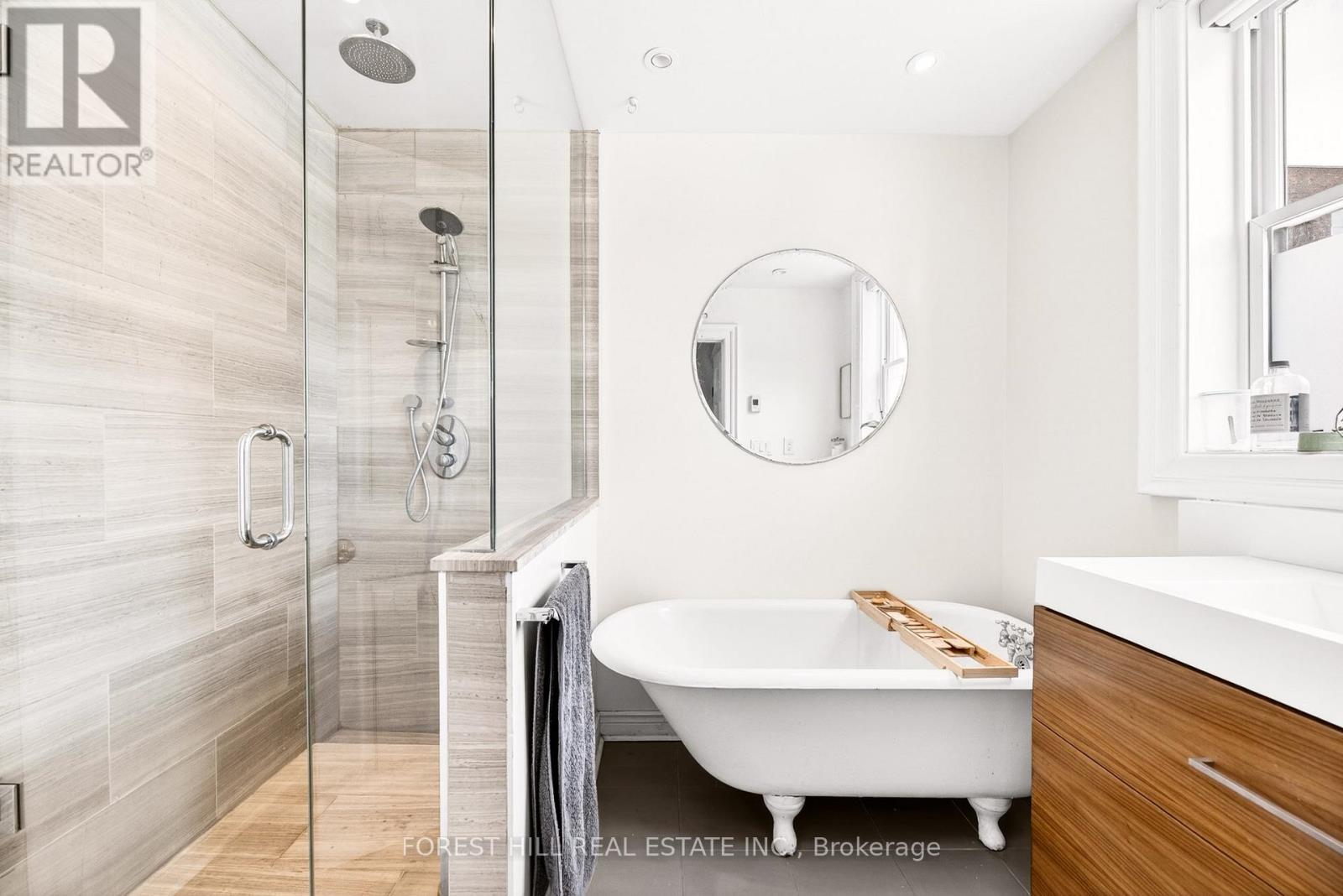 46 Phoebe Street, Toronto, Ontario  M5T 1A9 - Photo 21 - C12806140