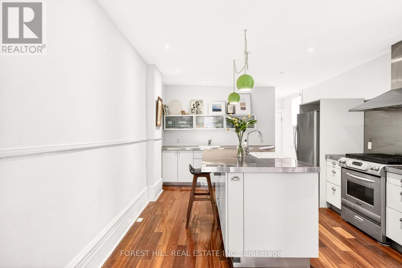 46 Phoebe Street, Toronto, Ontario  M5T 1A9 - Photo 14 - C12806140