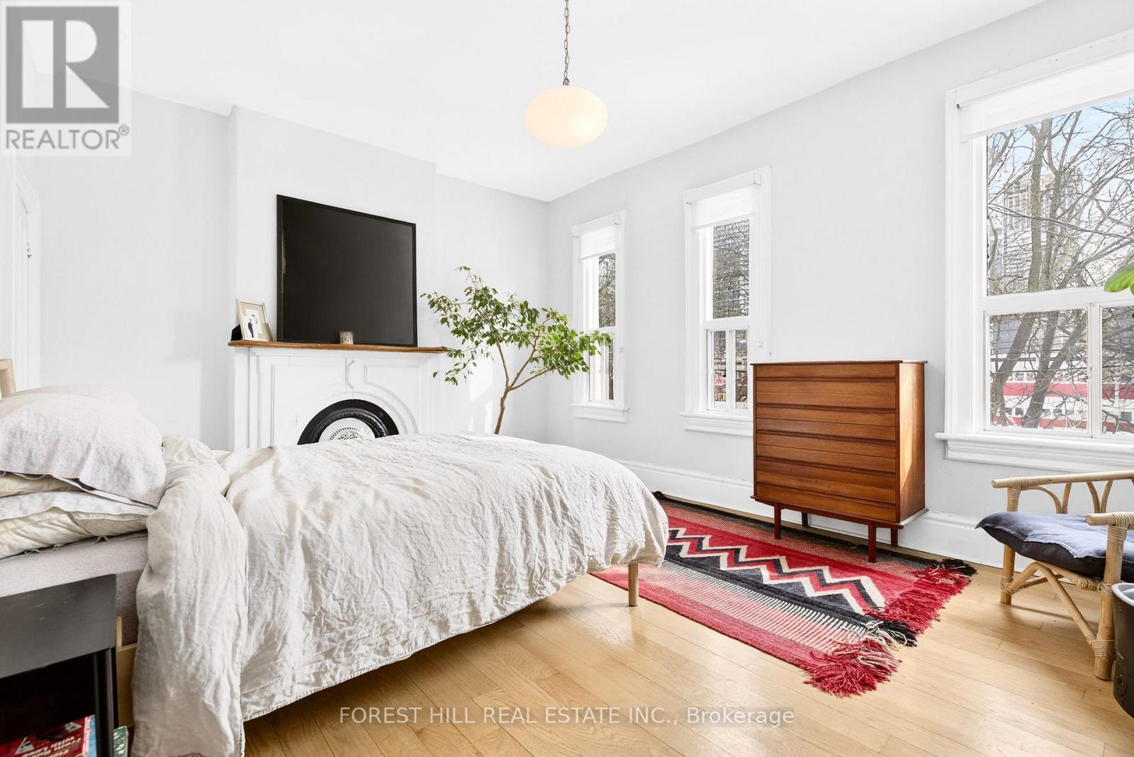 46 Phoebe Street, Toronto, Ontario  M5T 1A9 - Photo 19 - C12806140