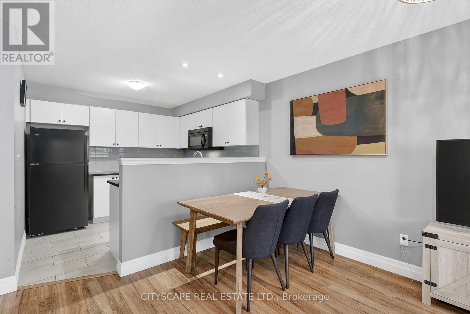 4 Nathan Court, Cambridge, Ontario  N1P 0B2 - Photo 7 - X12629688