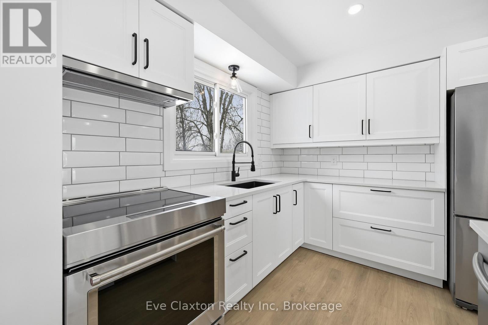 50 Sherwood Forest Trail, Welland, Ontario  L3C 5X6 - Photo 19 - X12807560