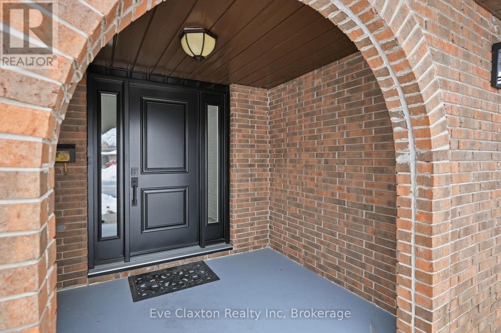 50 Sherwood Forest Trail, Welland, Ontario  L3C 5X6 - Photo 3 - X12807560