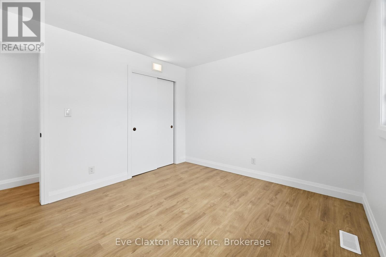 50 Sherwood Forest Trail, Welland, Ontario  L3C 5X6 - Photo 31 - X12807560