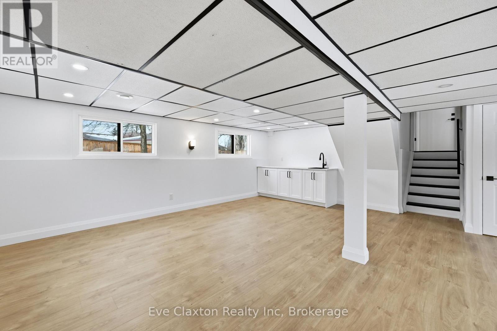 50 Sherwood Forest Trail, Welland, Ontario  L3C 5X6 - Photo 39 - X12807560