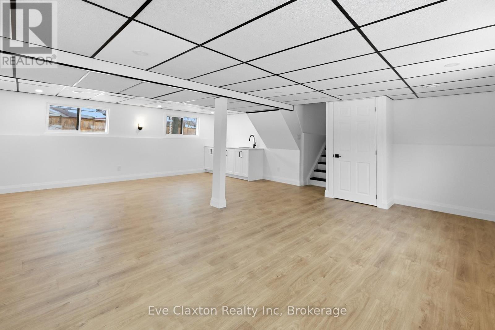 50 Sherwood Forest Trail, Welland, Ontario  L3C 5X6 - Photo 42 - X12807560