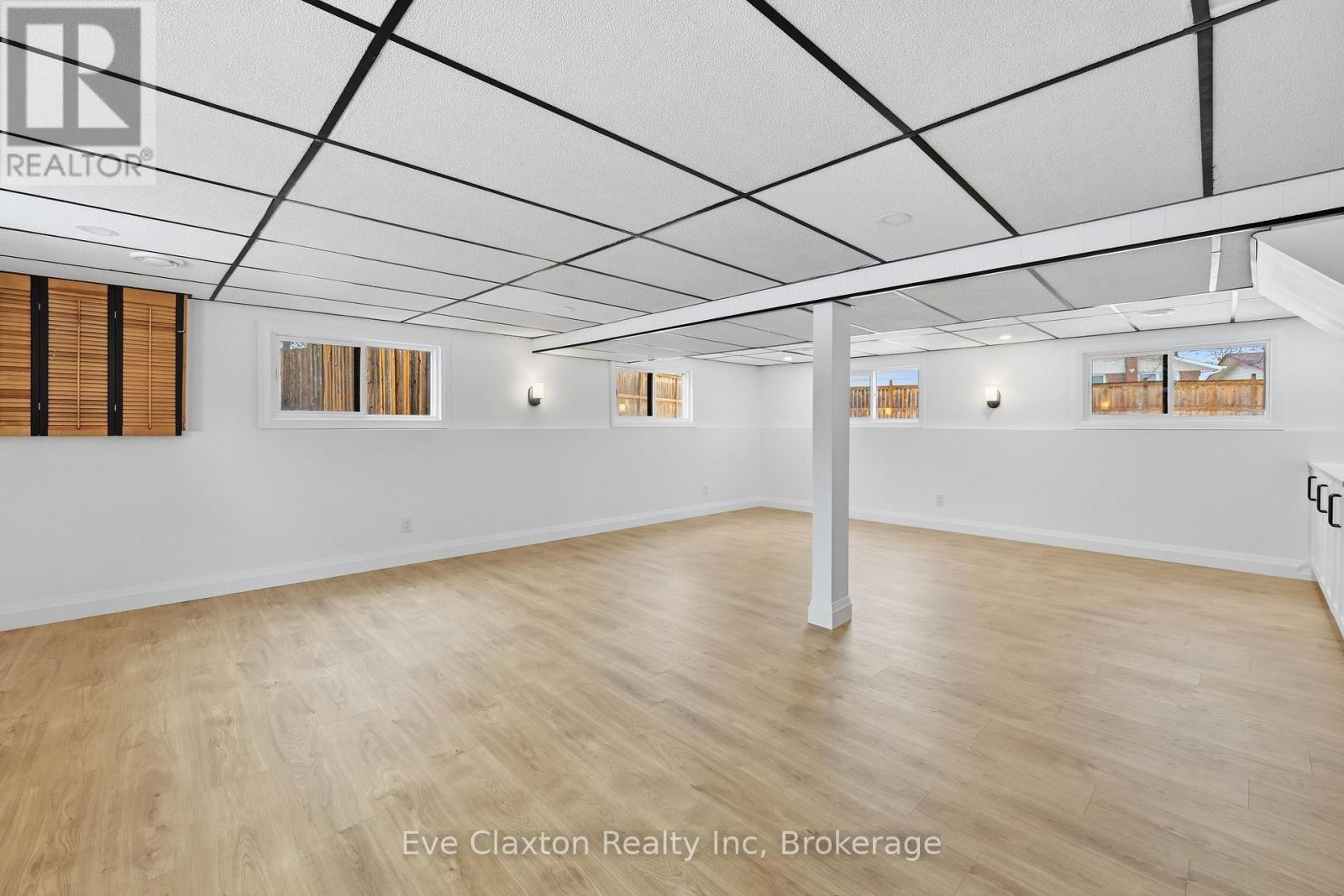 50 Sherwood Forest Trail, Welland, Ontario  L3C 5X6 - Photo 43 - X12807560