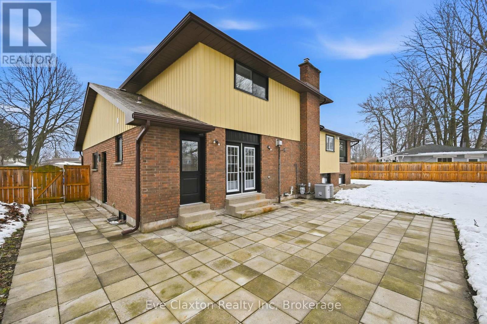 50 Sherwood Forest Trail, Welland, Ontario  L3C 5X6 - Photo 46 - X12807560