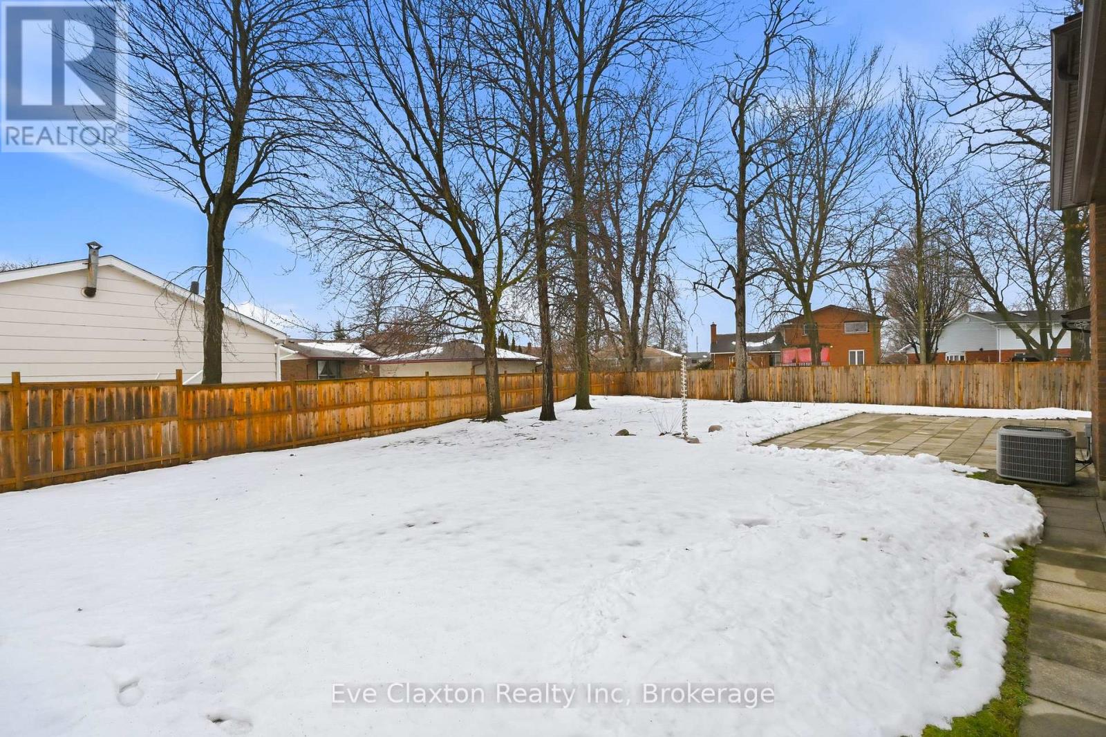 50 Sherwood Forest Trail, Welland, Ontario  L3C 5X6 - Photo 49 - X12807560