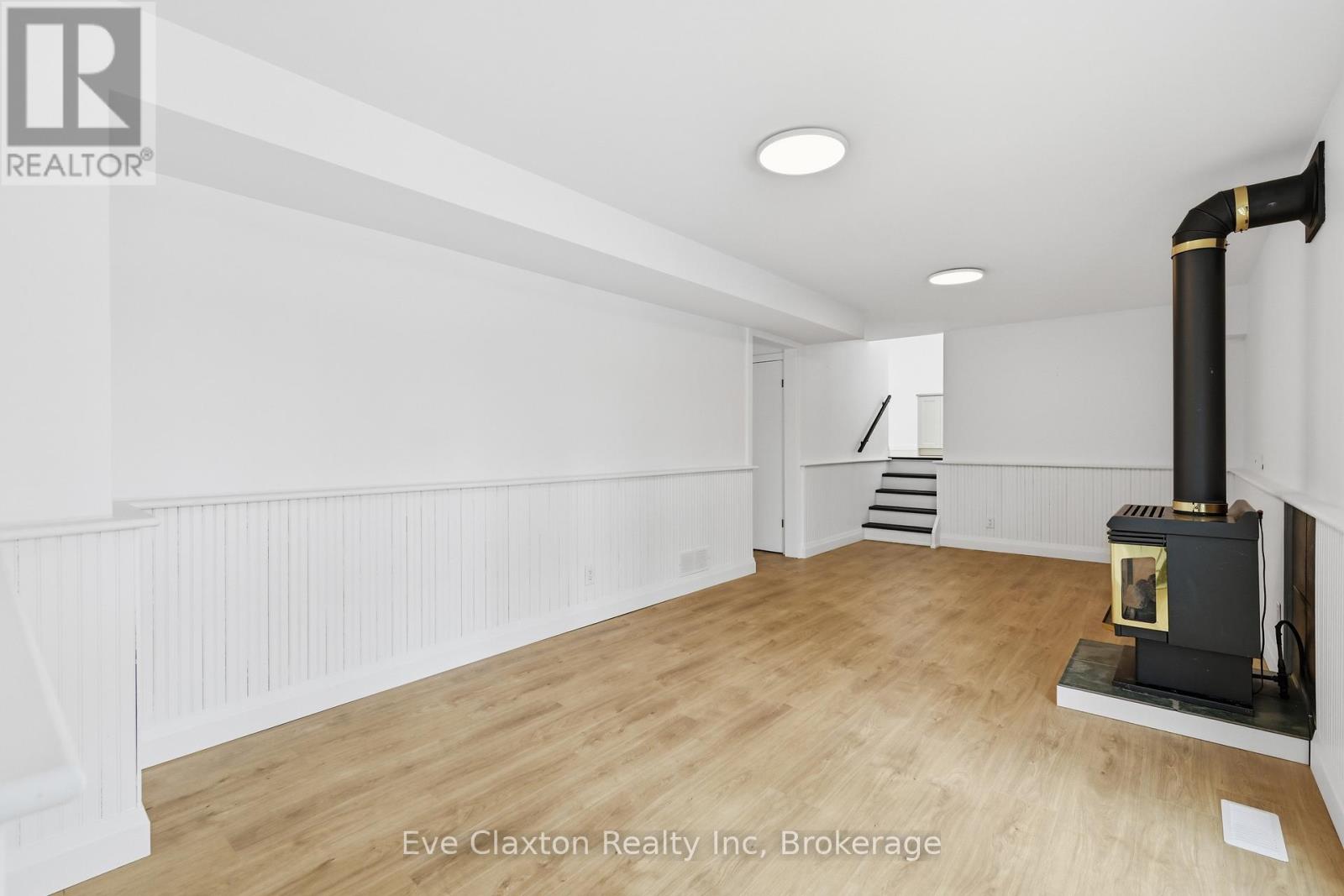 50 Sherwood Forest Trail, Welland, Ontario  L3C 5X6 - Photo 9 - X12807560