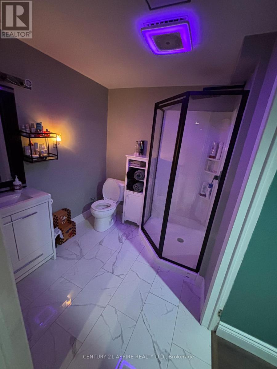 9 James Street, Petawawa, Ontario  K8H 3B4 - Photo 10 - X12642430