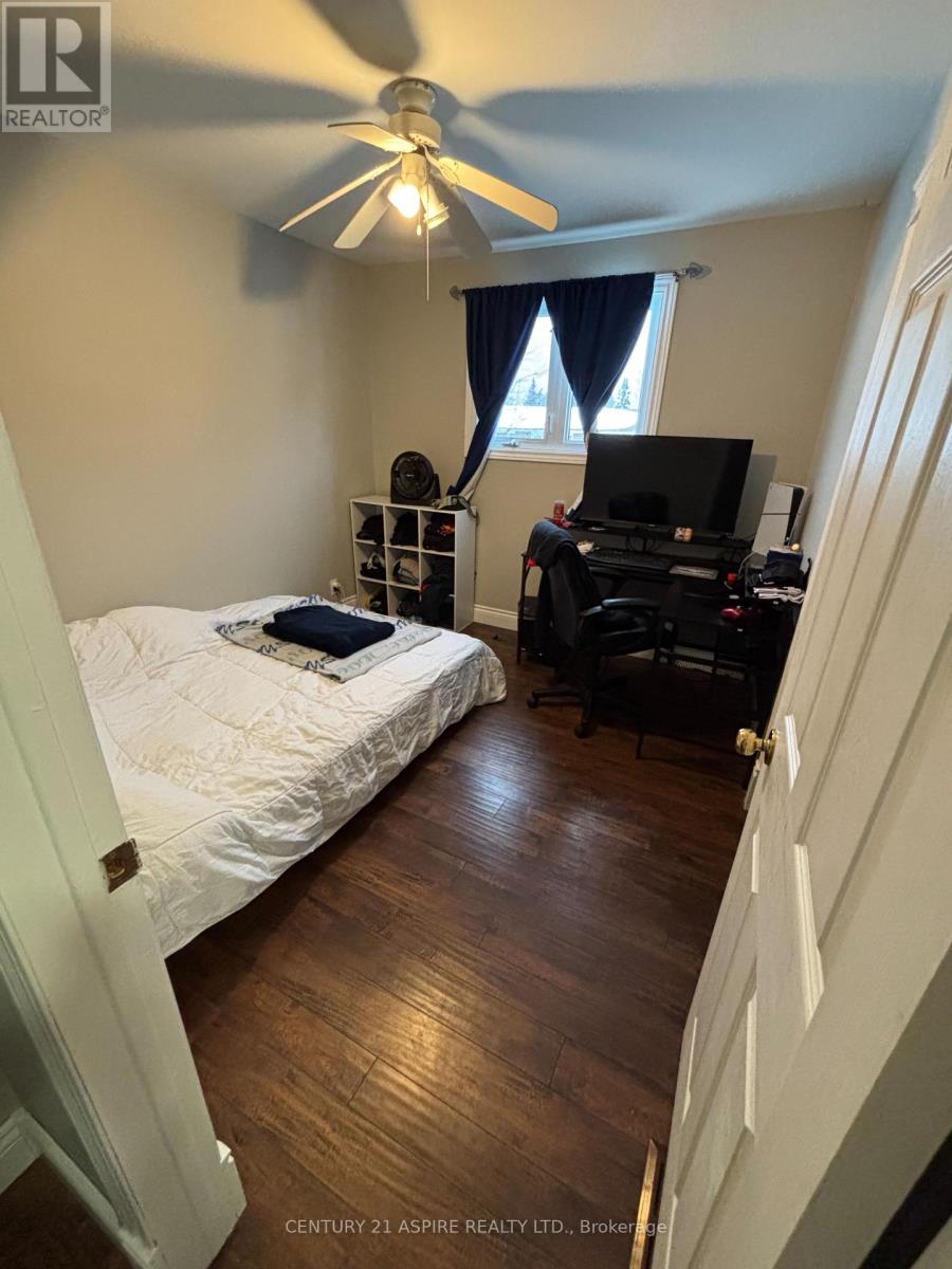 9 James Street, Petawawa, Ontario  K8H 3B4 - Photo 8 - X12642430