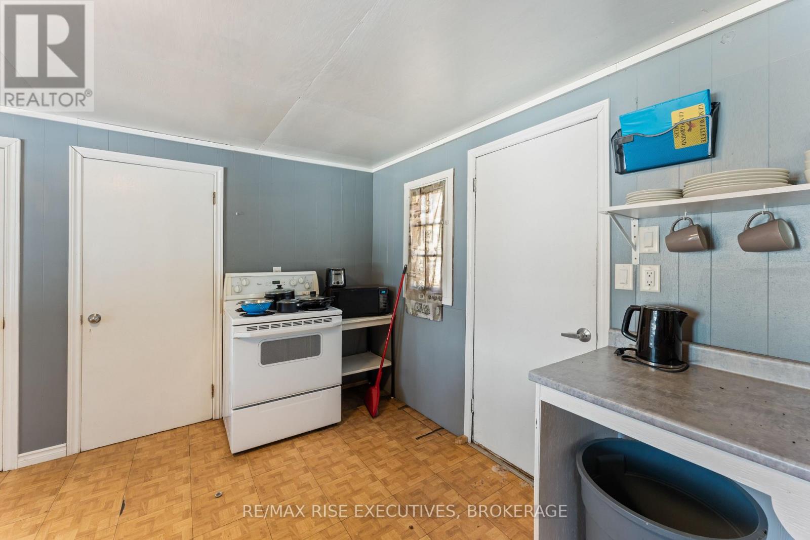 1264 Cox Road, Frontenac (Frontenac Centre), Ontario  K0H 1B0 - Photo 13 - X12807620