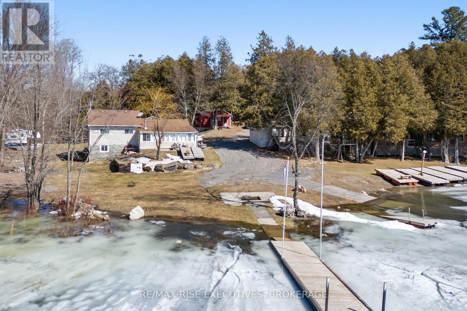 1264 Cox Road, Frontenac (Frontenac Centre), Ontario  K0H 1B0 - Photo 37 - X12807620