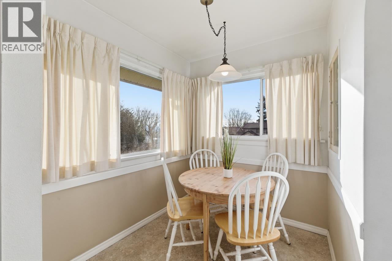 348 Simpson Street, New Westminster, British Columbia  V3L 3J9 - Photo 10 - R3089269