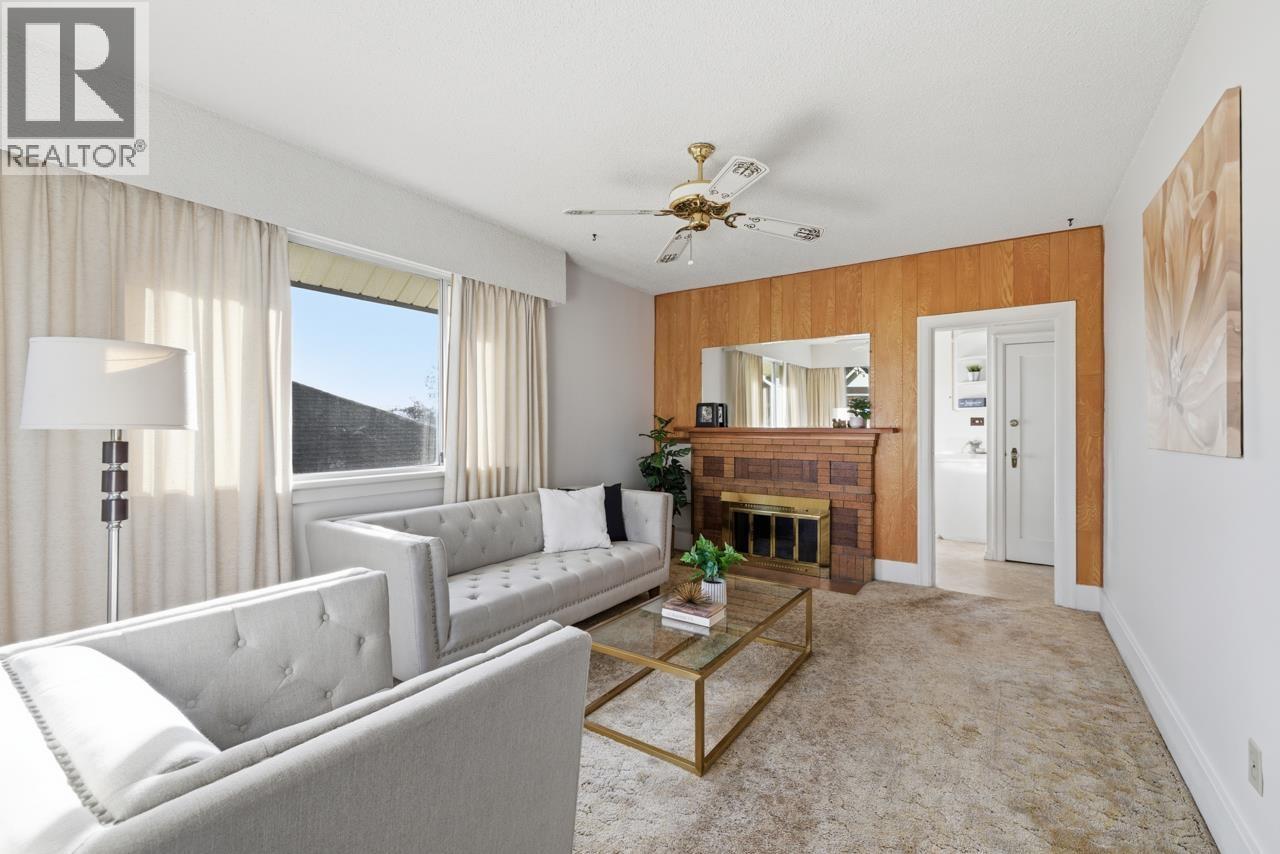 348 Simpson Street, New Westminster, British Columbia  V3L 3J9 - Photo 4 - R3089269