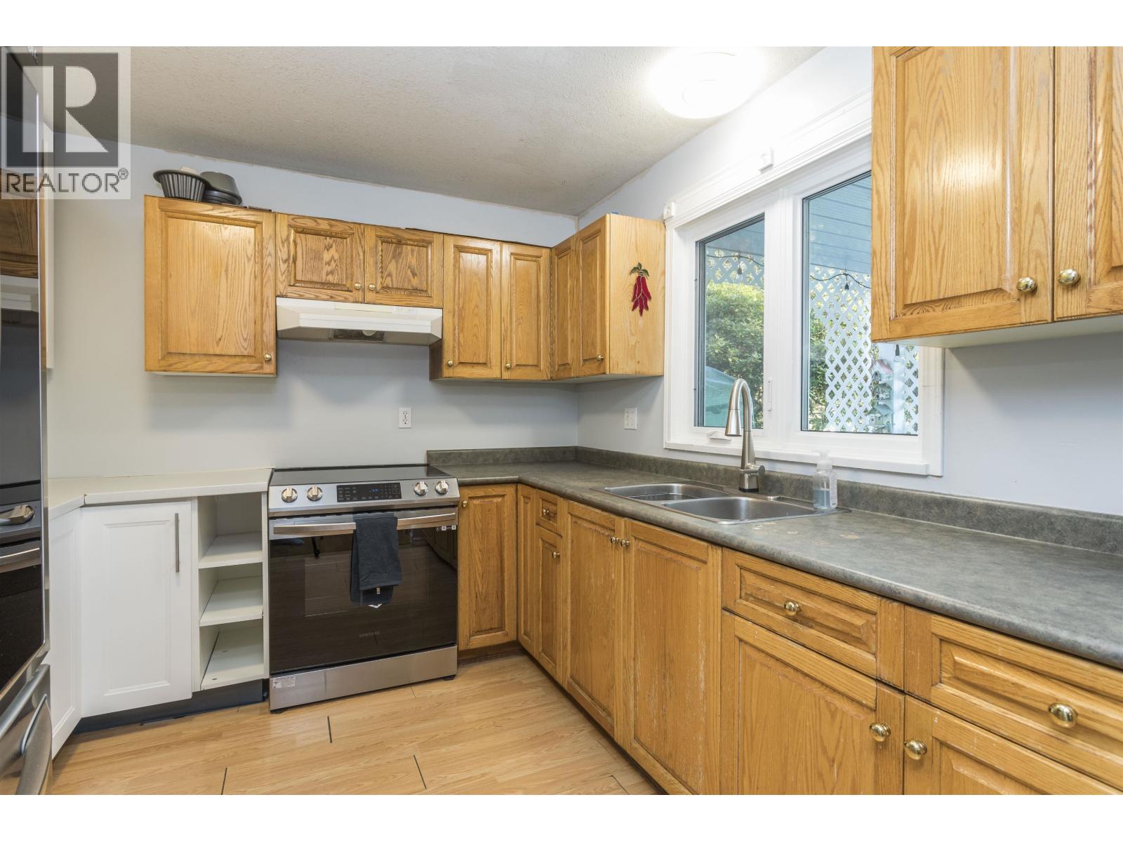 9890 Lyndhurst Street, Burnaby, British Columbia  V3J 1G1 - Photo 31 - R3083766