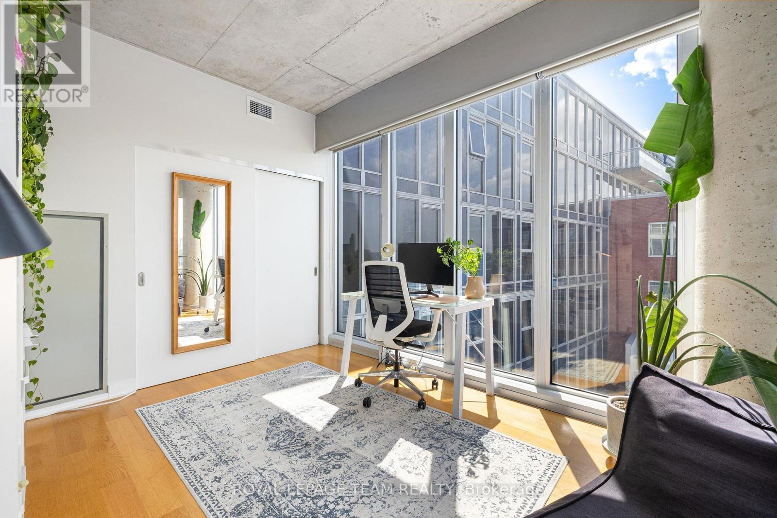 608 - 354 Gladstone Avenue, Ottawa, Ontario  K2P 0R4 - Photo 12 - X12807578