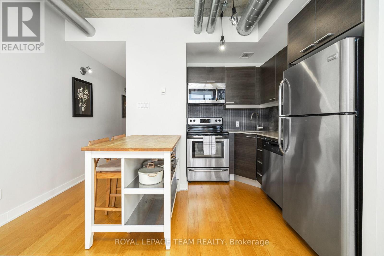 608 - 354 Gladstone Avenue, Ottawa, Ontario  K2P 0R4 - Photo 6 - X12807578