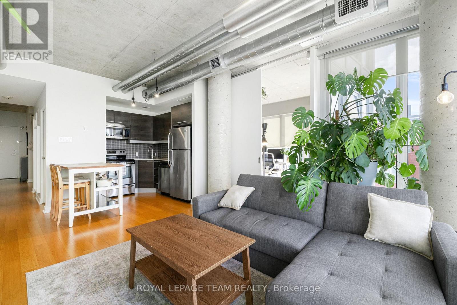 608 - 354 Gladstone Avenue, Ottawa, Ontario  K2P 0R4 - Photo 9 - X12807578