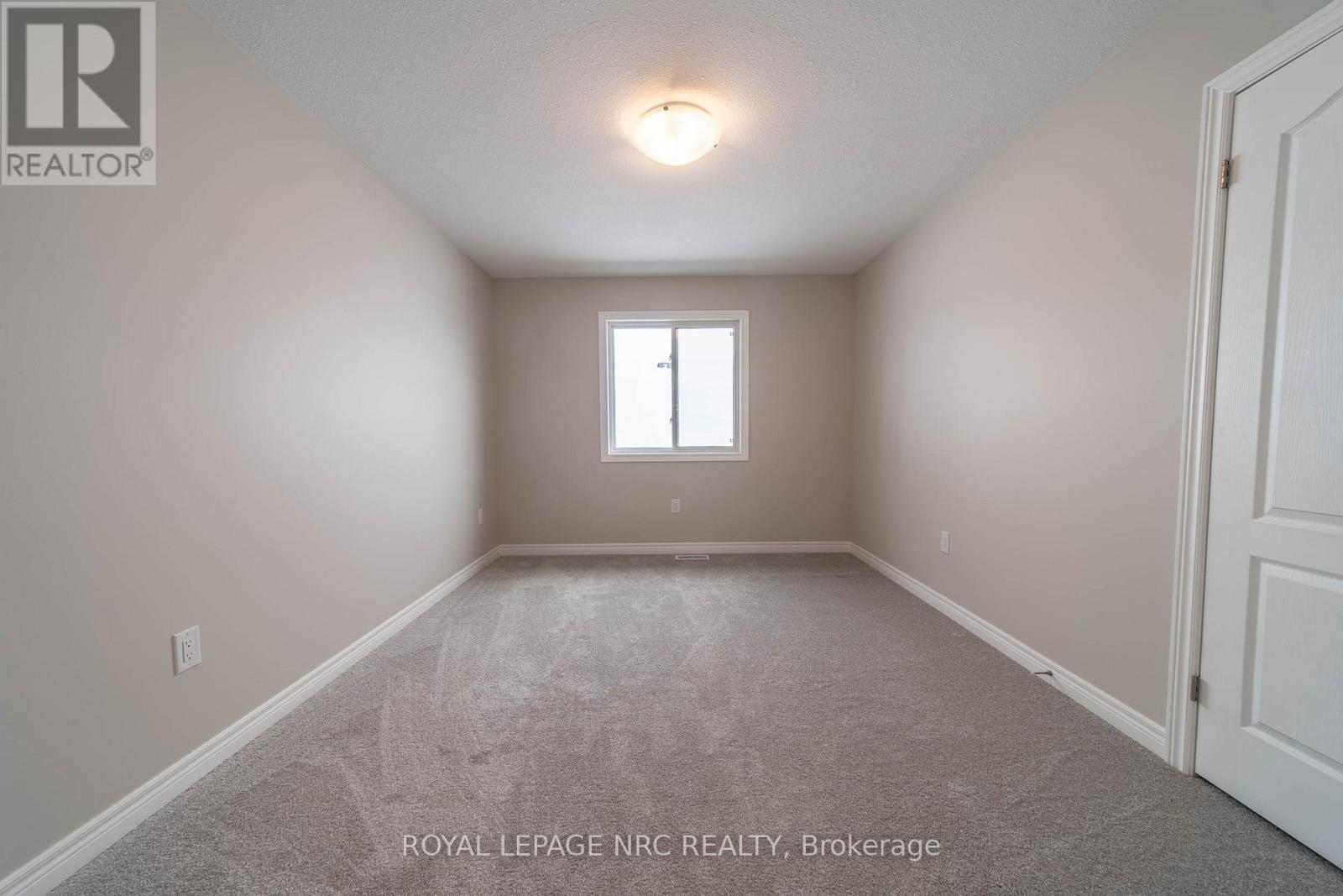 91 Willson Drive, Thorold, Ontario  L2V 0M4 - Photo 17 - X12807554