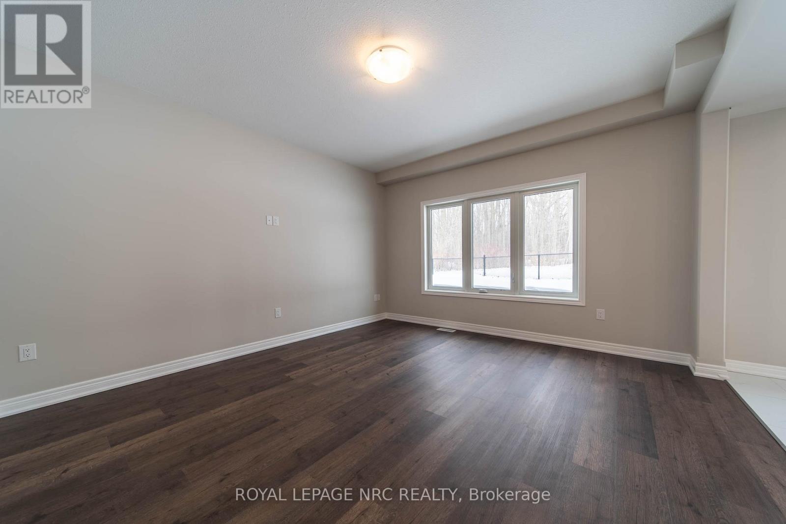 91 Willson Drive, Thorold, Ontario  L2V 0M4 - Photo 6 - X12807554