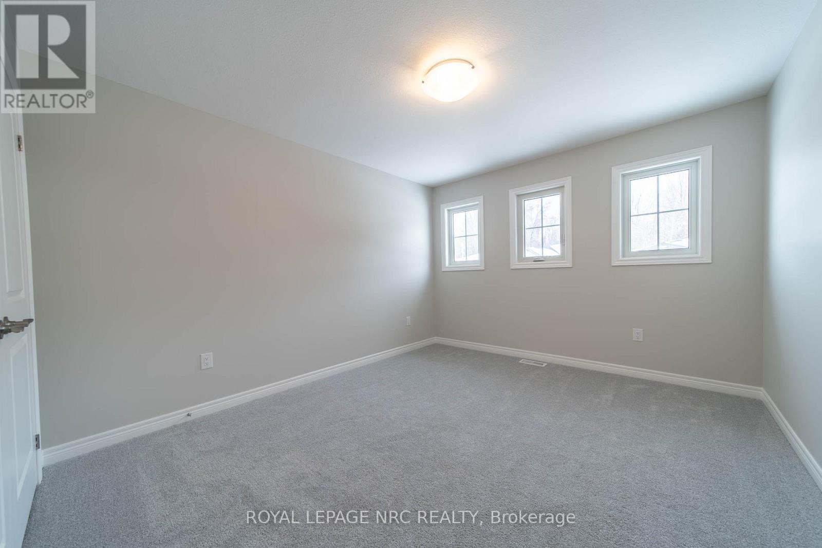 56 Willson Drive, Thorold, Ontario  L2V 0M4 - Photo 13 - X12807558