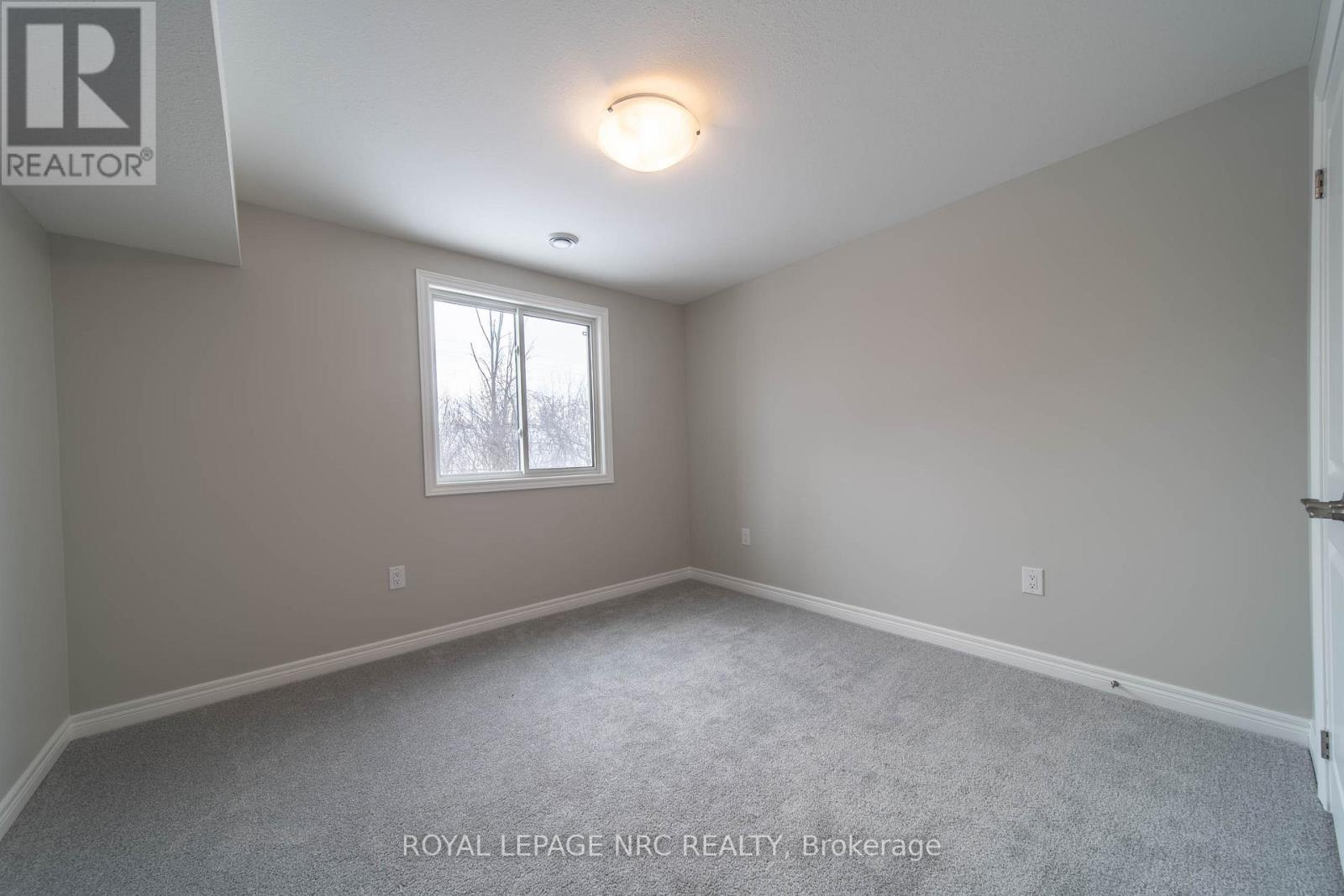 56 Willson Drive, Thorold, Ontario  L2V 0M4 - Photo 16 - X12807558