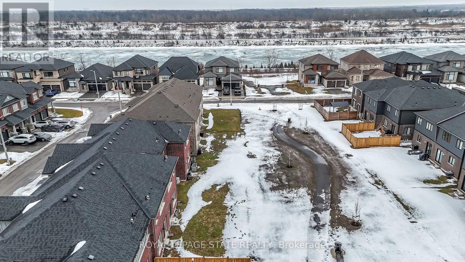 33 Admiral Road, Welland, Ontario  L3B 0H4 - Photo 47 - X12799926