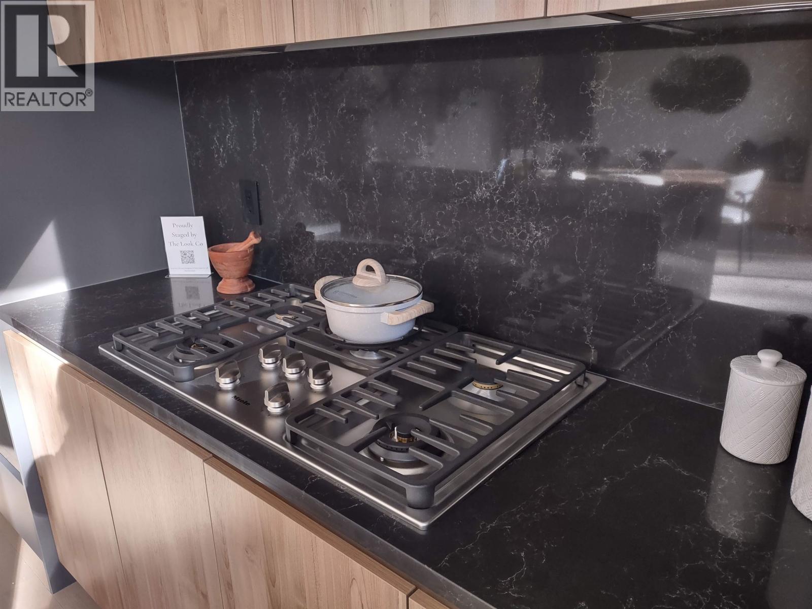 1 1706 W 68th Avenue, Vancouver, British Columbia  V6P 2V8 - Photo 14 - R3092052