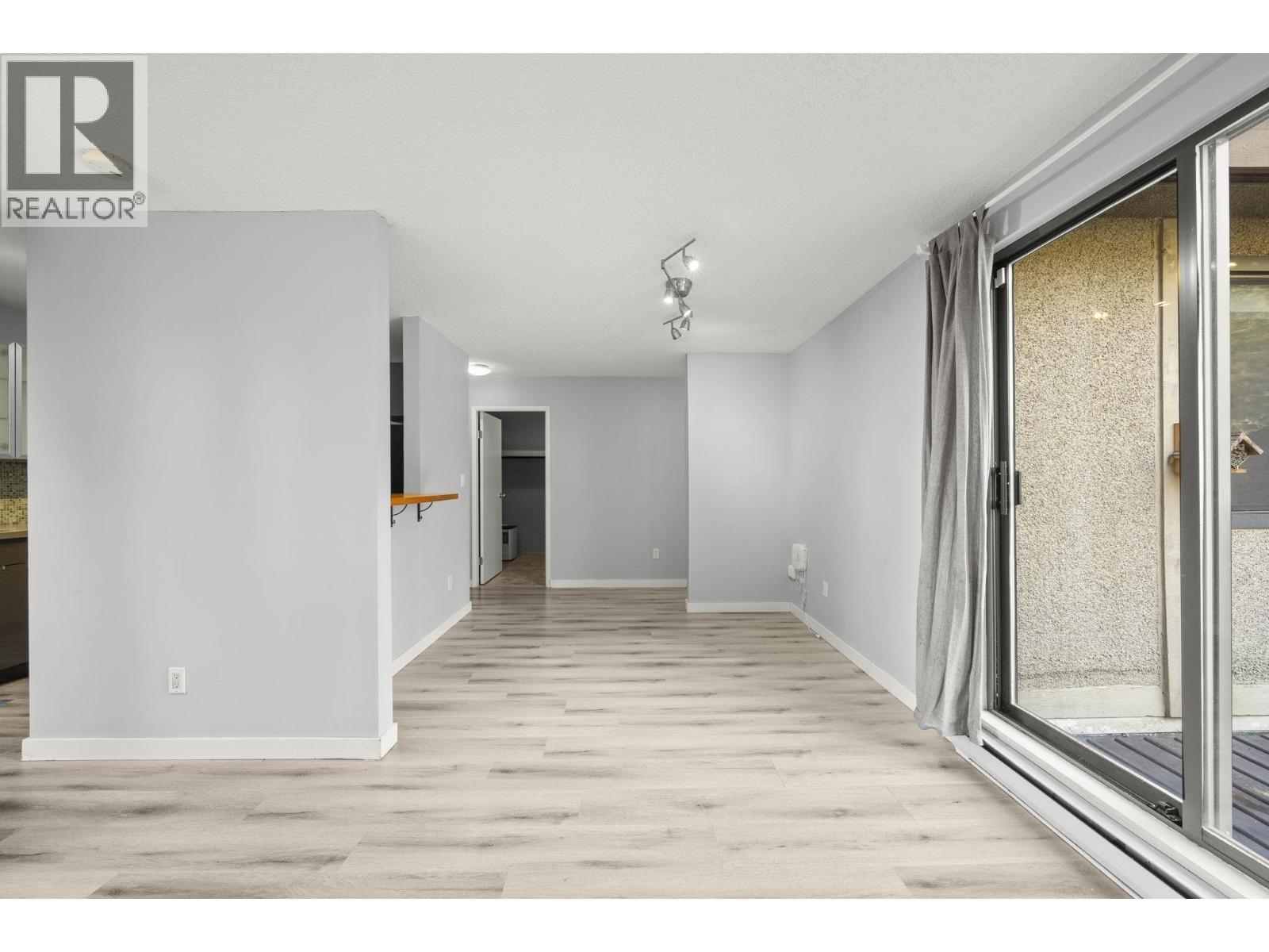 304 9128 Capella Drive, Burnaby, British Columbia  V3J 7K3 - Photo 11 - R3092059