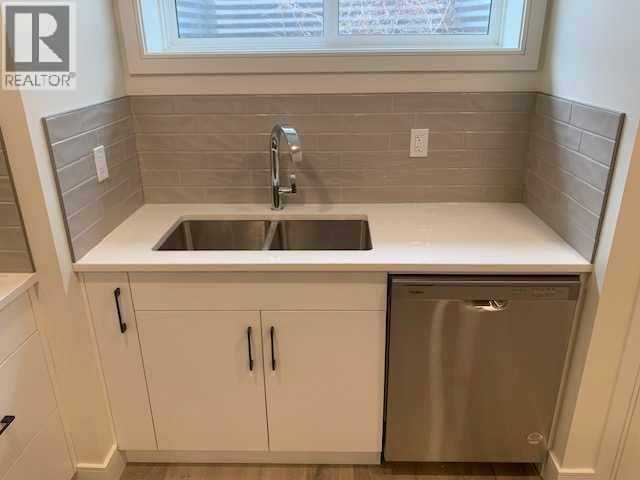 2, 1151 Coalbrook Place W, Lethbridge, Alberta  T1J 5W7 - Photo 10 - A2287890