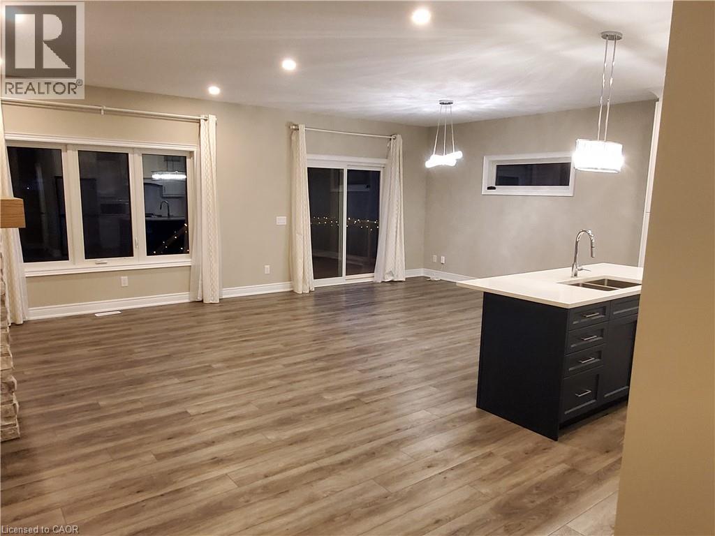 2849 Arrowsmith Court, Fort Erie, Ontario  L0S 1S0 - Photo 12 - 40806563