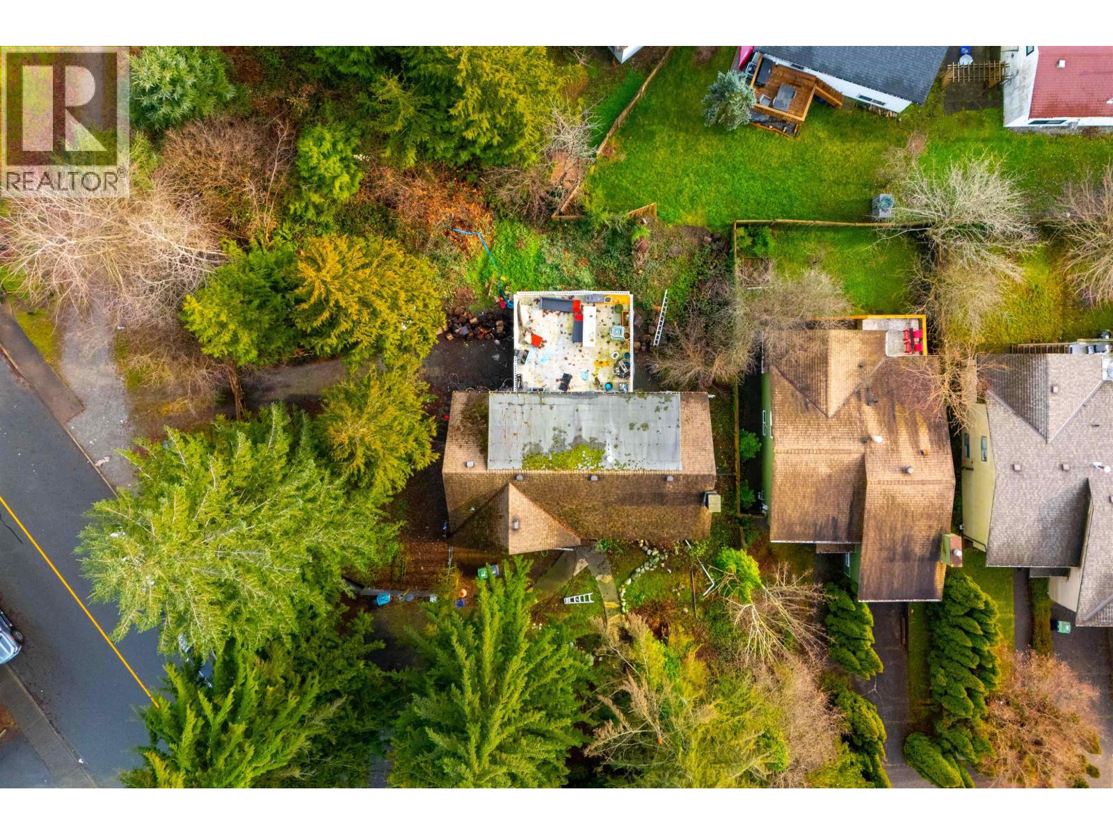 1327 Nestor Street, Coquitlam, British Columbia  V3E 1V5 - Photo 6 - R3092078