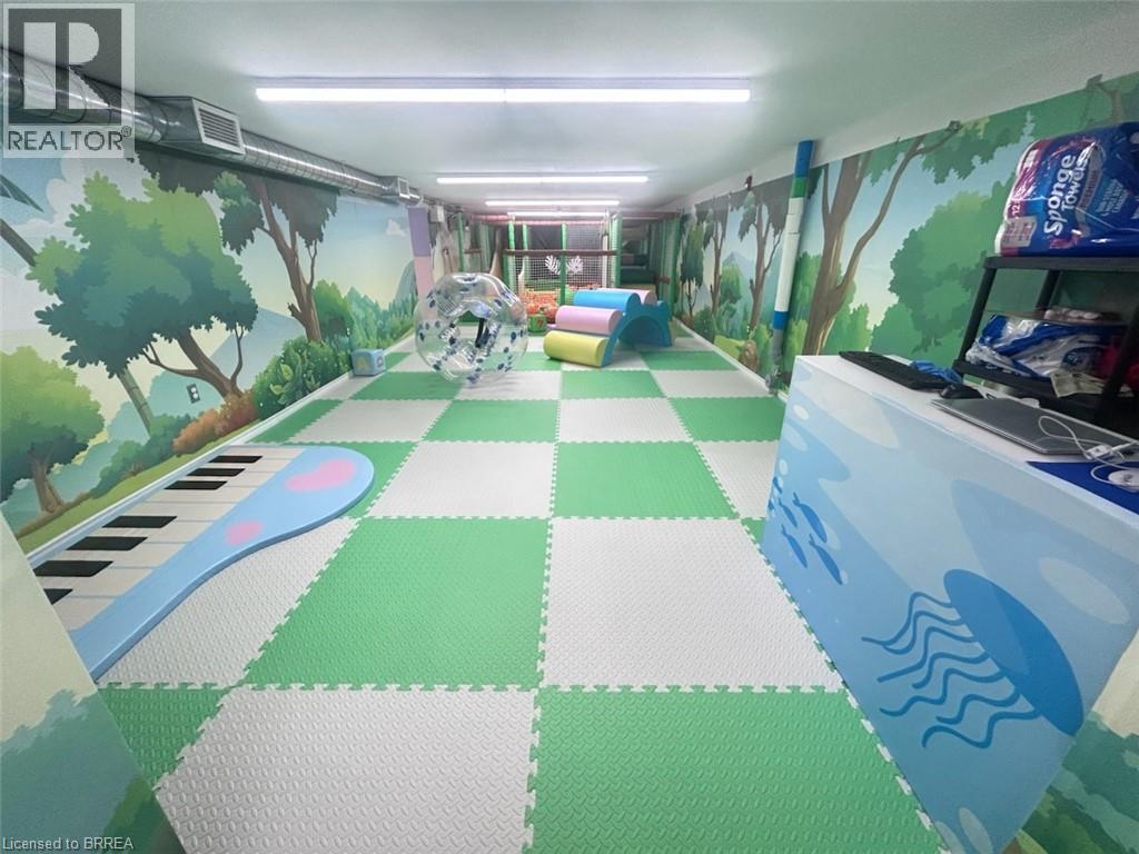 11 Queen Street, Brantford, Ontario  N3T 3B1 - Photo 17 - 40780405