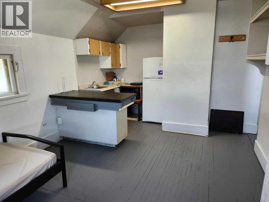 522 21 Avenue Nw, Calgary, Alberta  T2S 0H1 - Photo 5 - A2286428